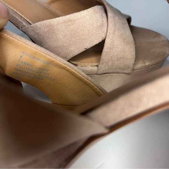 STEVE MADDEN Novia Velvet Cream Platform Chunky Heels Size 8 - Picture 3 of 8